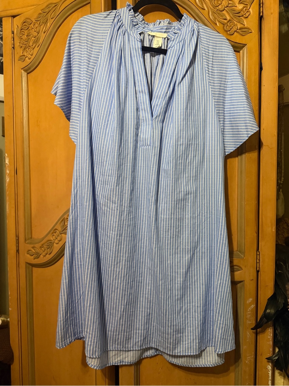 H&M Light Blue and White Striped Midi Dress